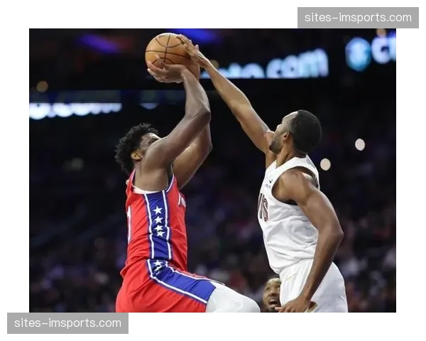 骑士防守效率仅排联盟第13位 进攻火力难掩季后赛隐患 骑士防守效率仅排联盟第13位 进攻火力难掩季后赛隐患